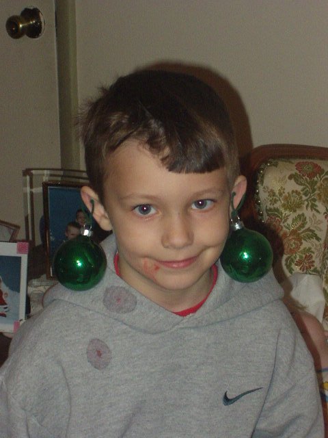 I don't really have a comment for this one :) hehe!!!! Timothy is a nut!! Great teachers I guess :) - By the way, he fell asleep with candy in his mouth!