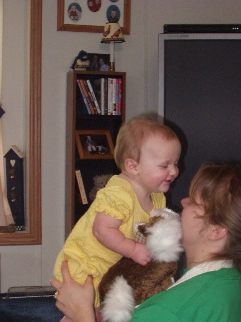 Aunt Joni is soooo funny :)