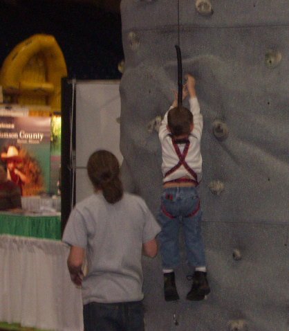 I'm falling!!