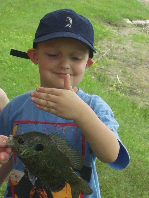 This fish is bigger than my hand! Cool!!!