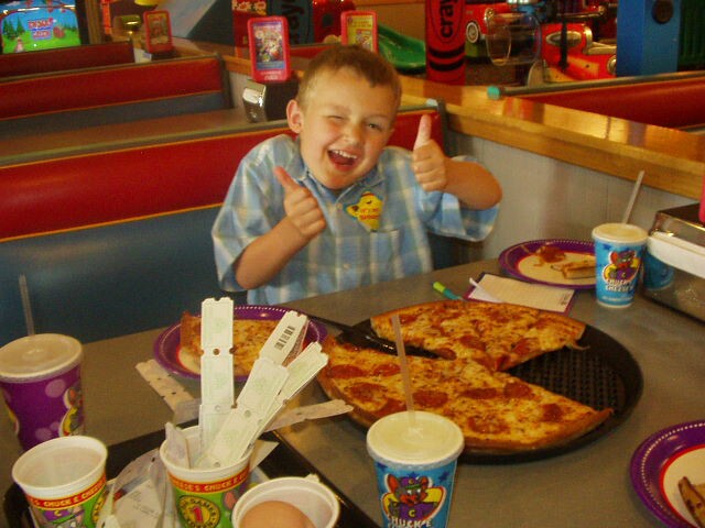 I love pizza! and I love this place!!!!