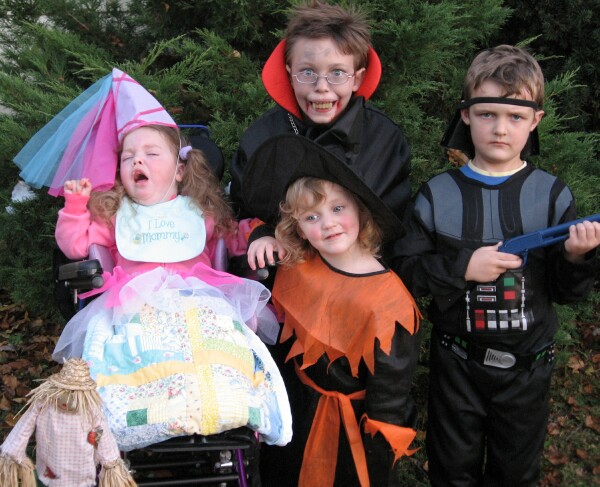 The whole Harris Gang.