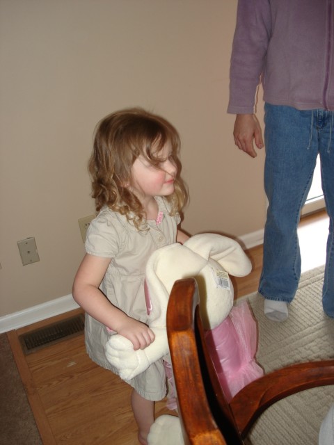 Thanks for the dancing bunny, G-ma Tena!